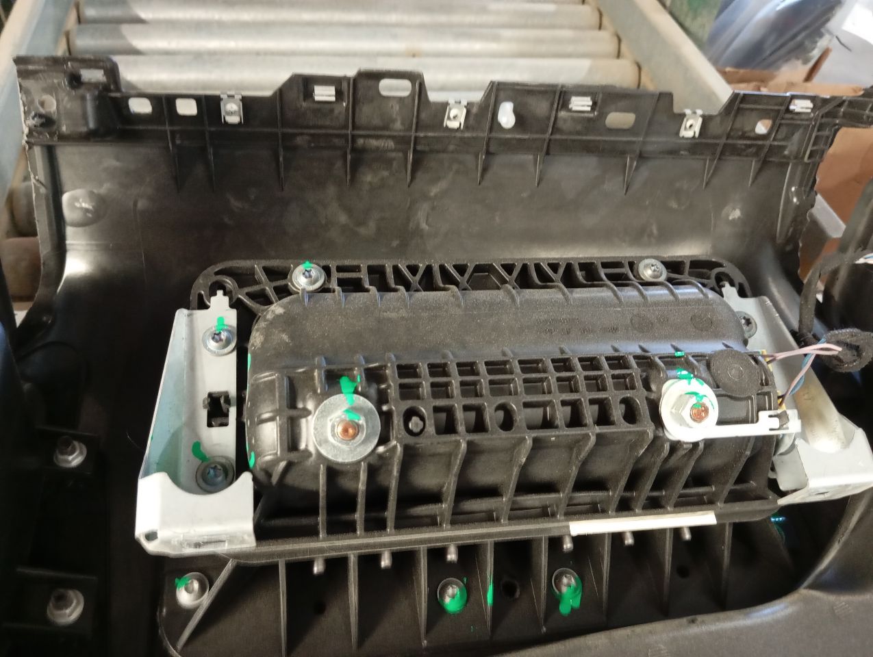 Part image 6
