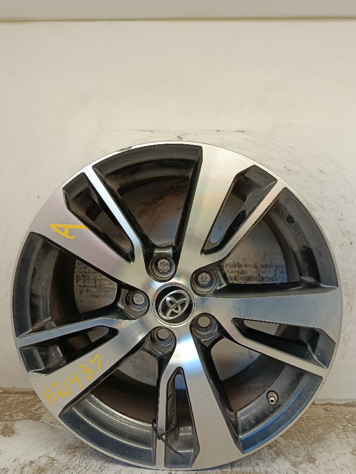 2017 Toyota RAV4 Wheel