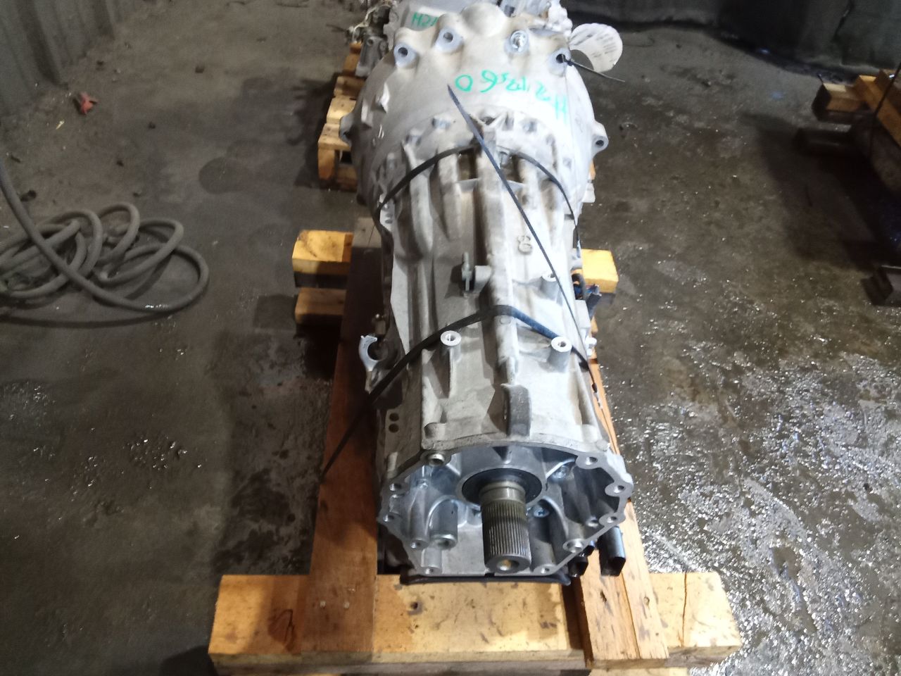 Part image 4