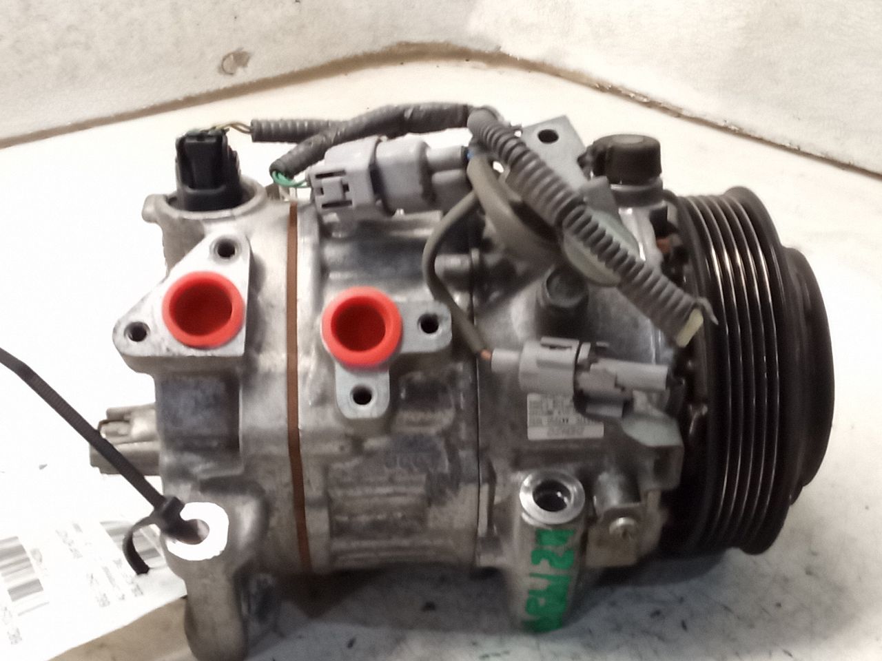 Part image 3