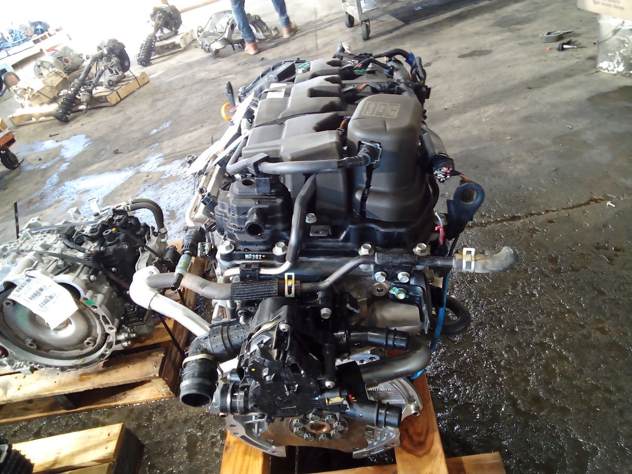 Part image 4