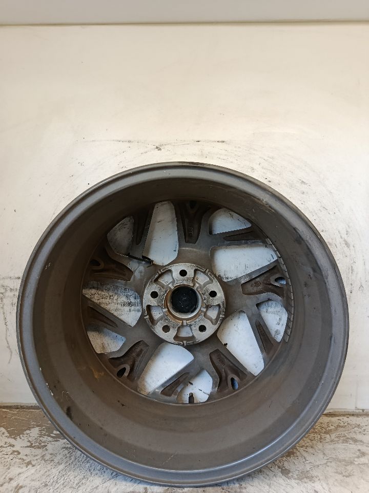 Part image 4