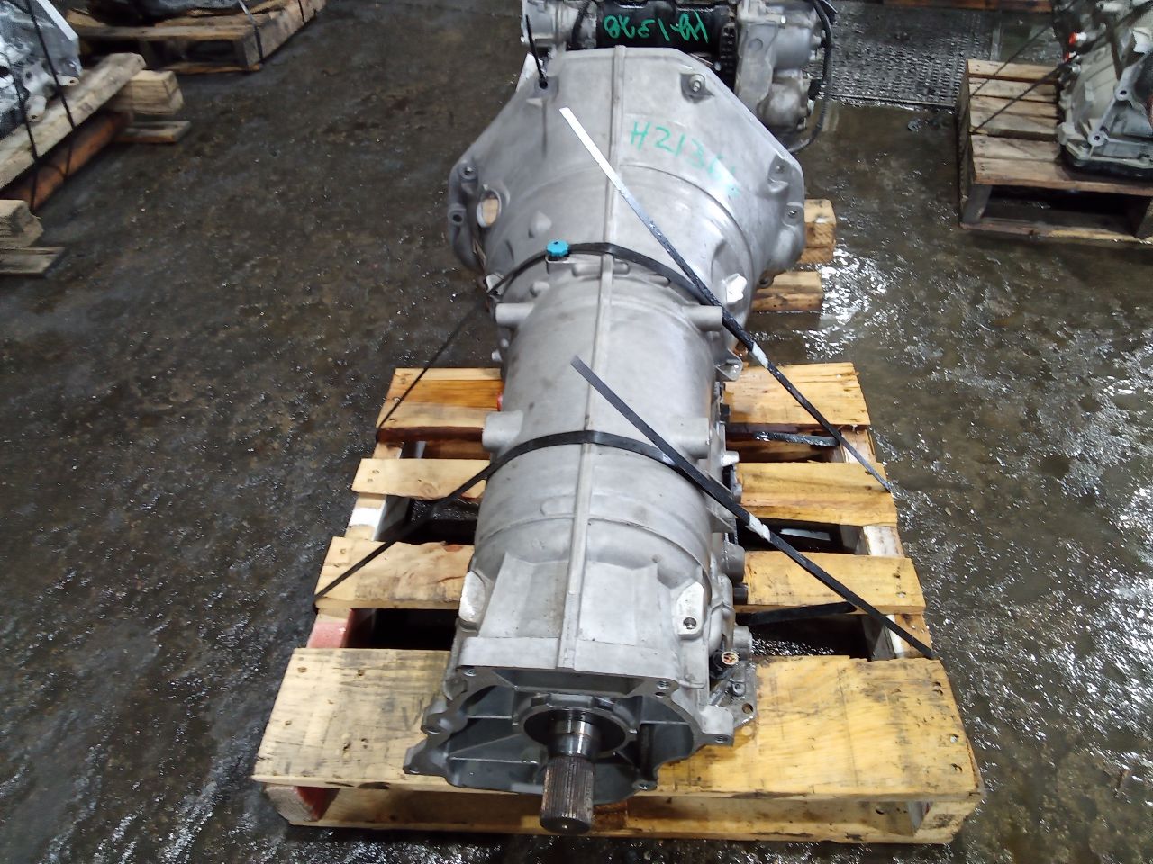 Part image 3