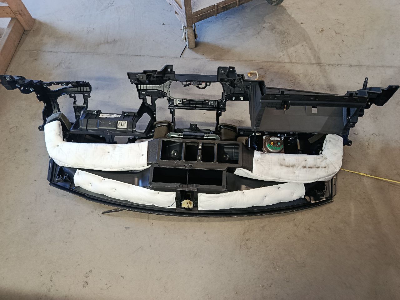 Part image 3