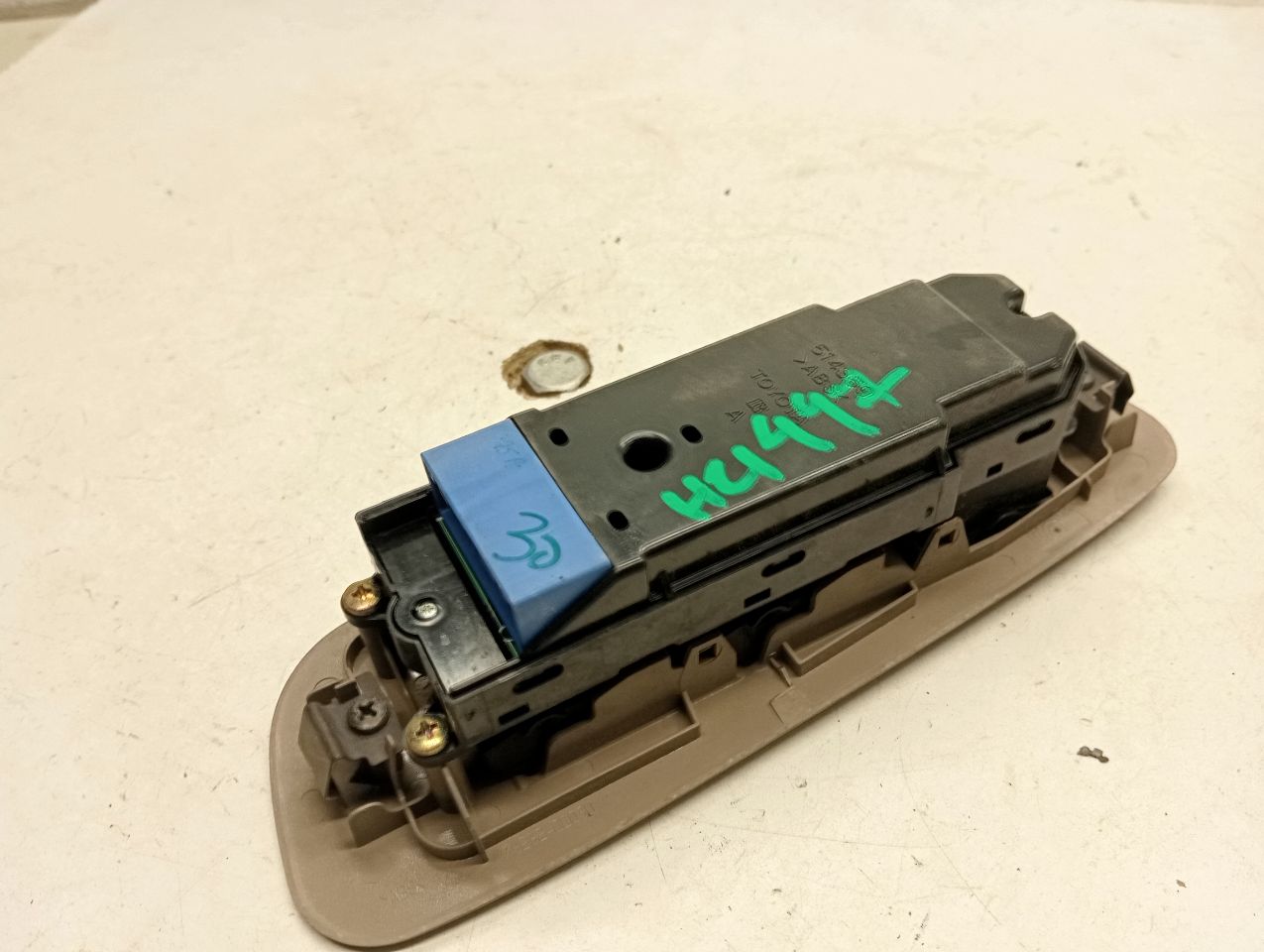 Part image 2