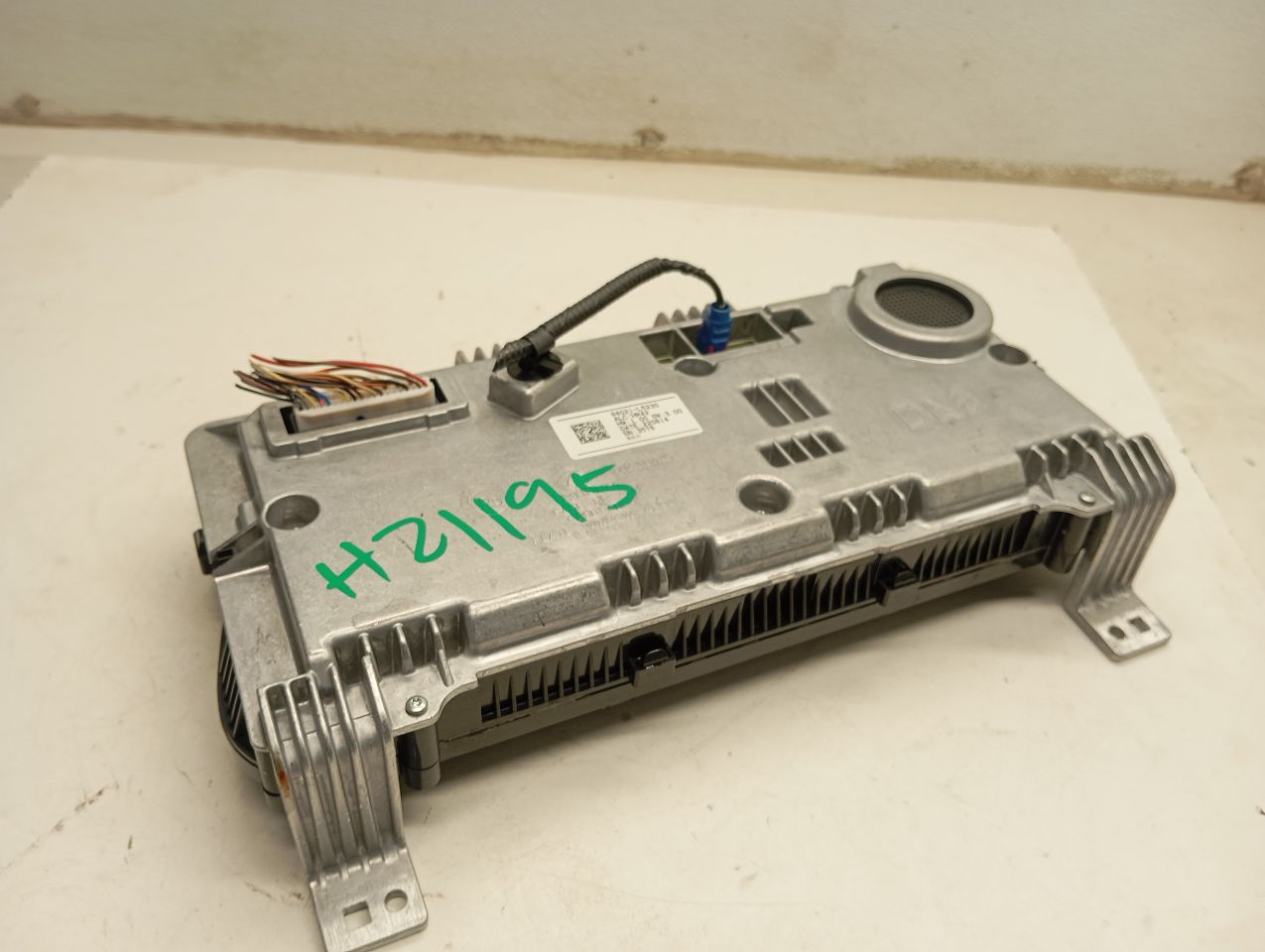 Part image 4