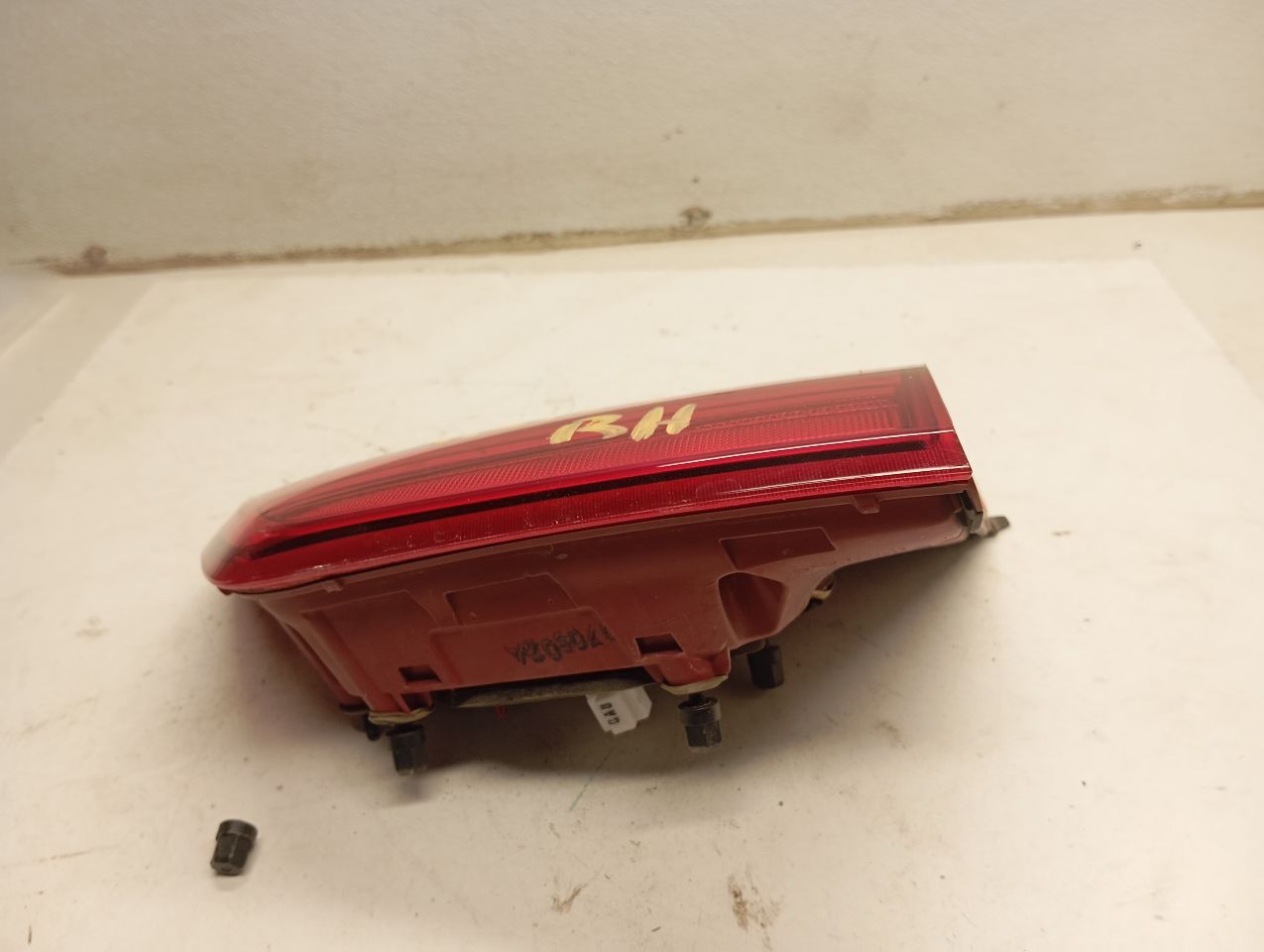 Part image 5