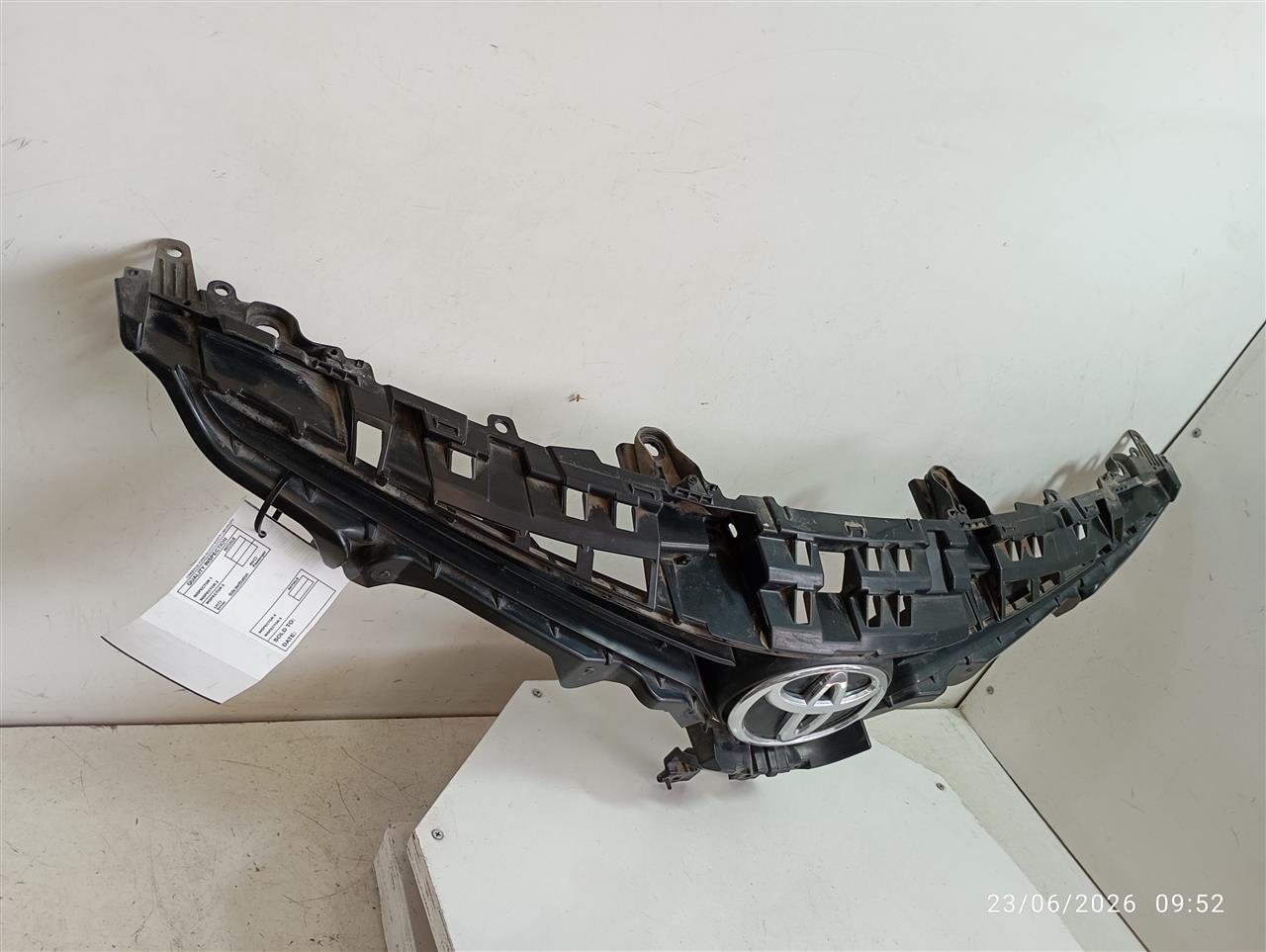 Part image 2