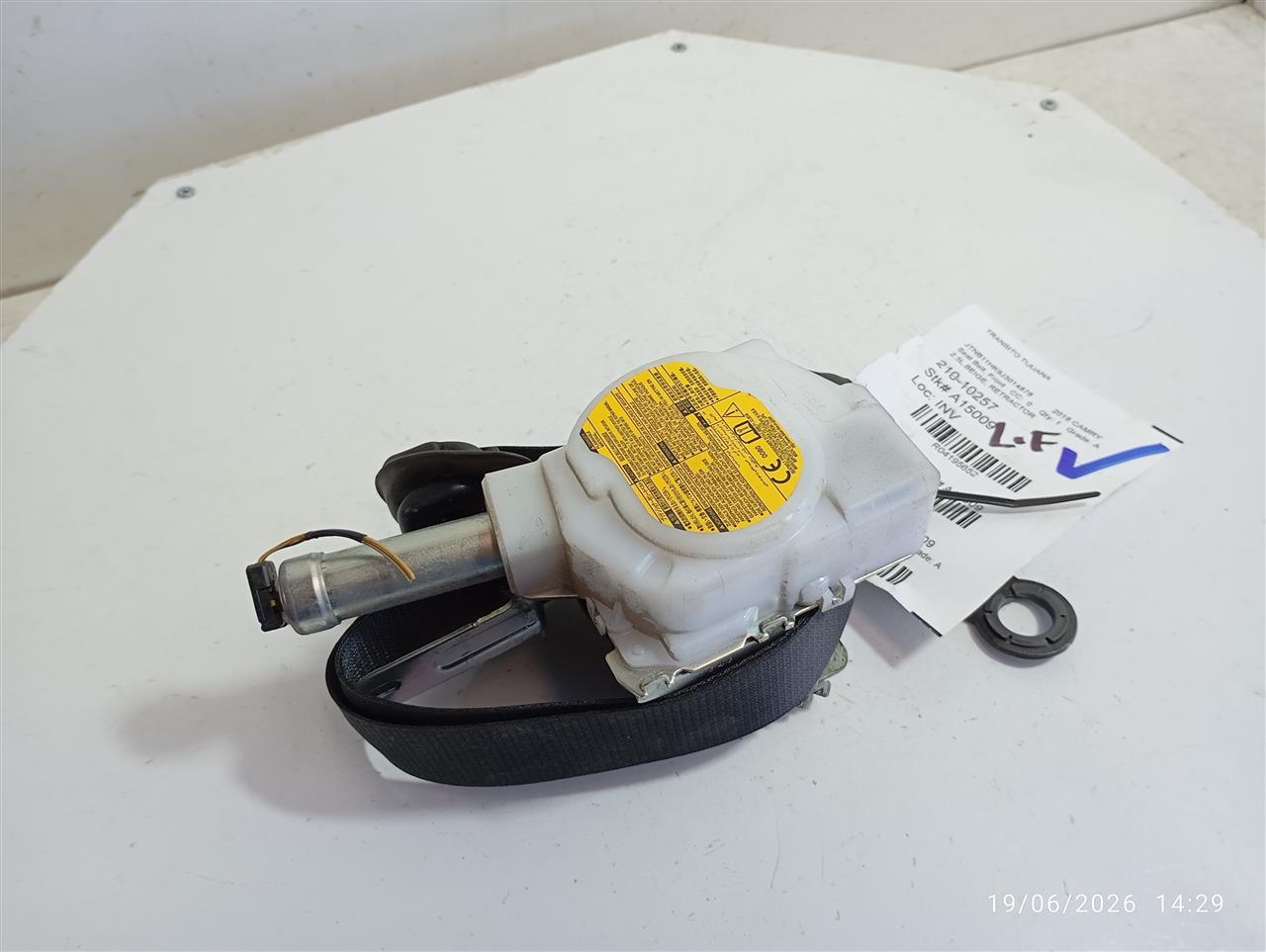 Used 2018 Toyota CAMRY retractor - Stock #A15009