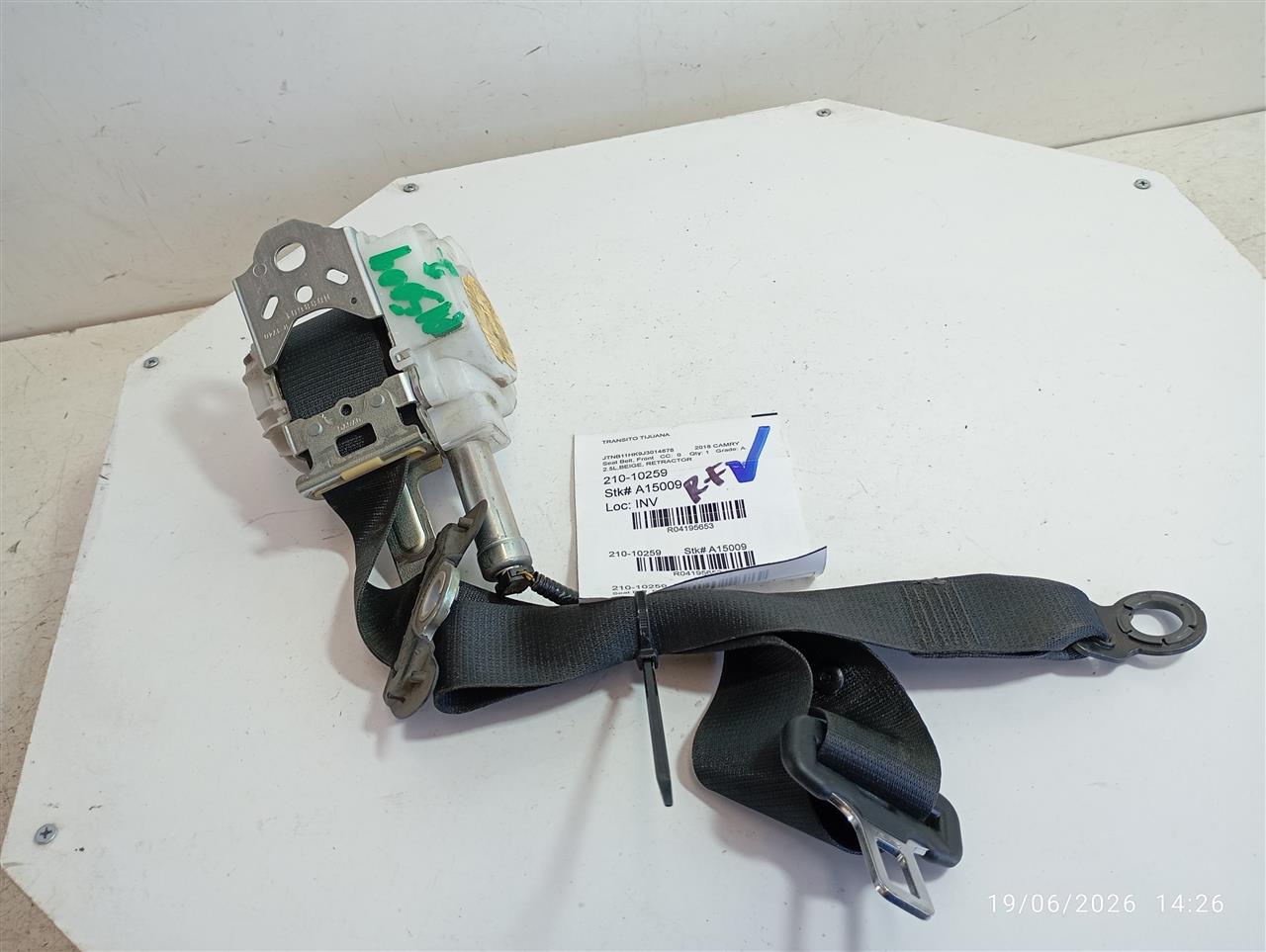 Used 2018 Toyota CAMRY retractor - Stock #A15009