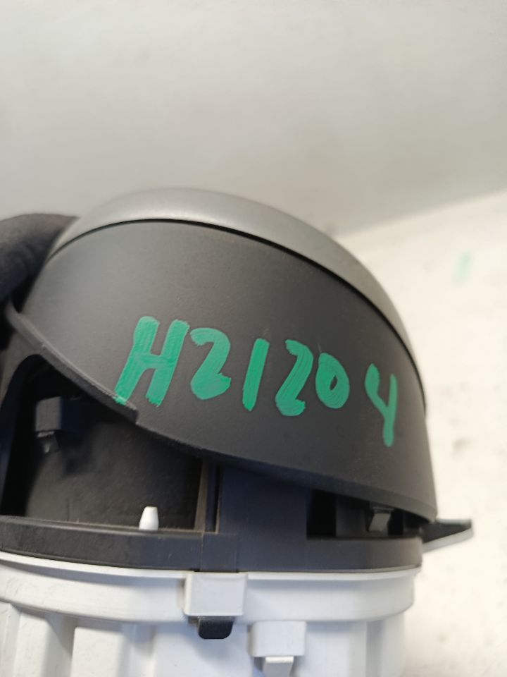 Part image 7