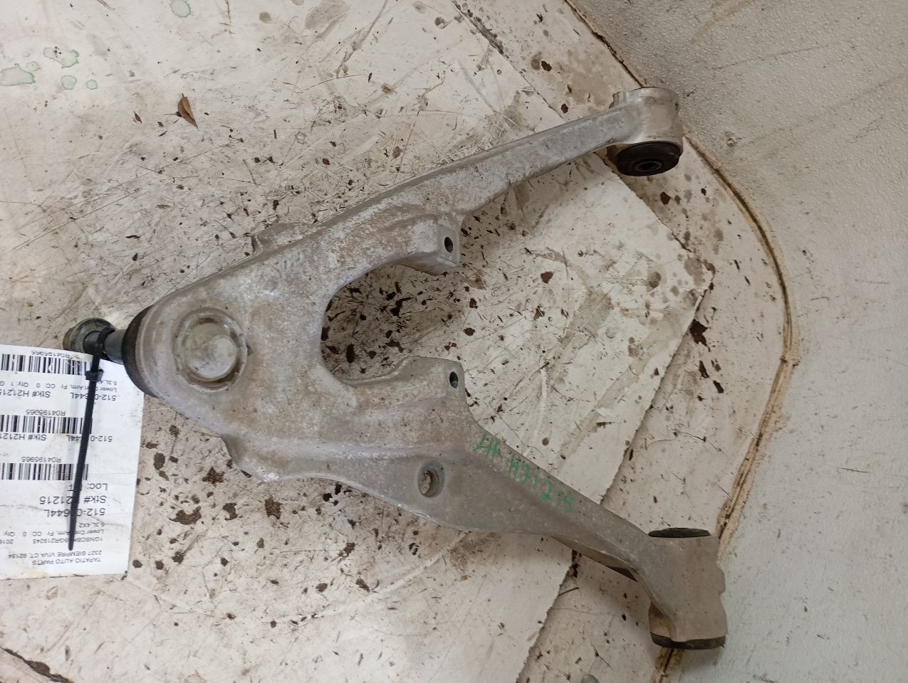 2016 TAHOE General Motors Lower Cntrl Arm, Fr