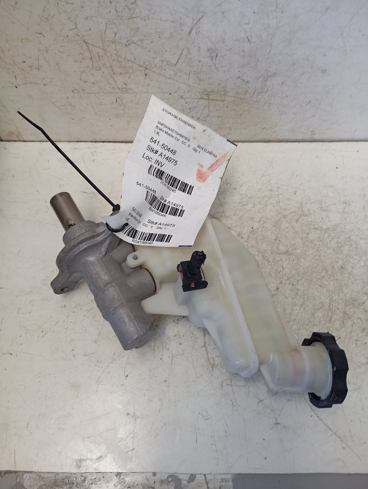 2016 Hyundai ELANTRA Brake Master Cyl
