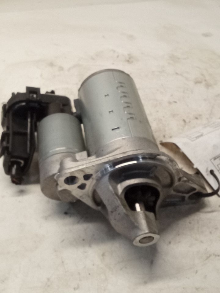 Part image 6