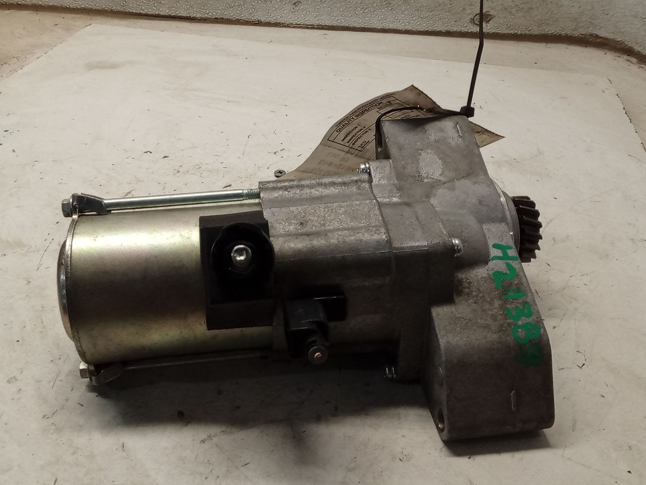 Part image 3