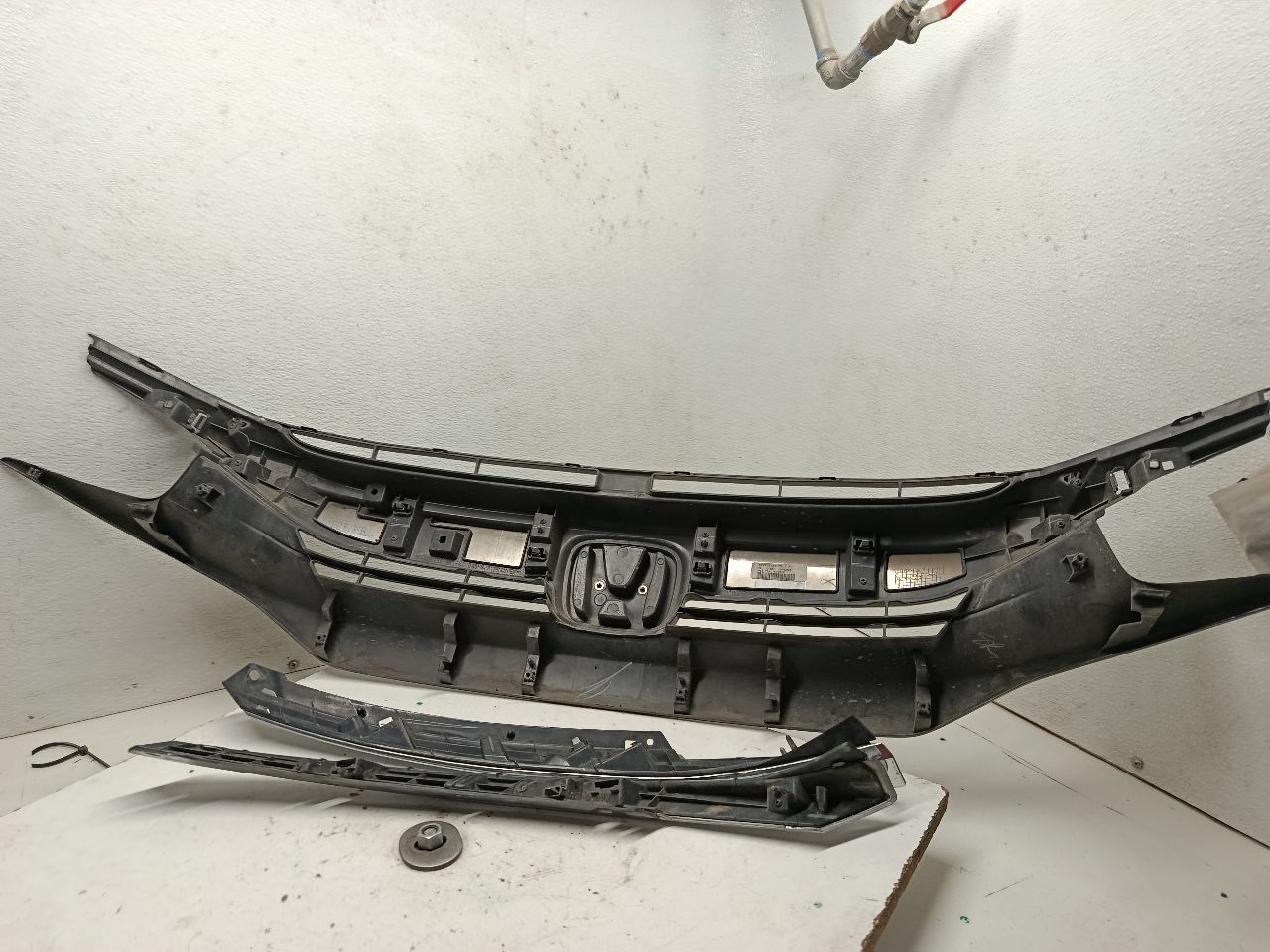 Part image 5