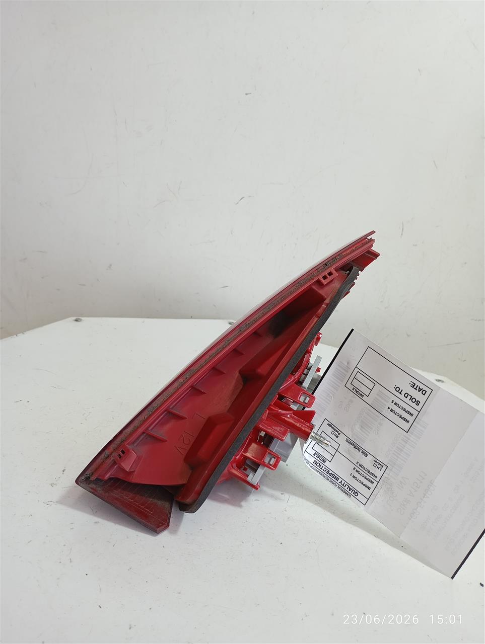 Part image 3
