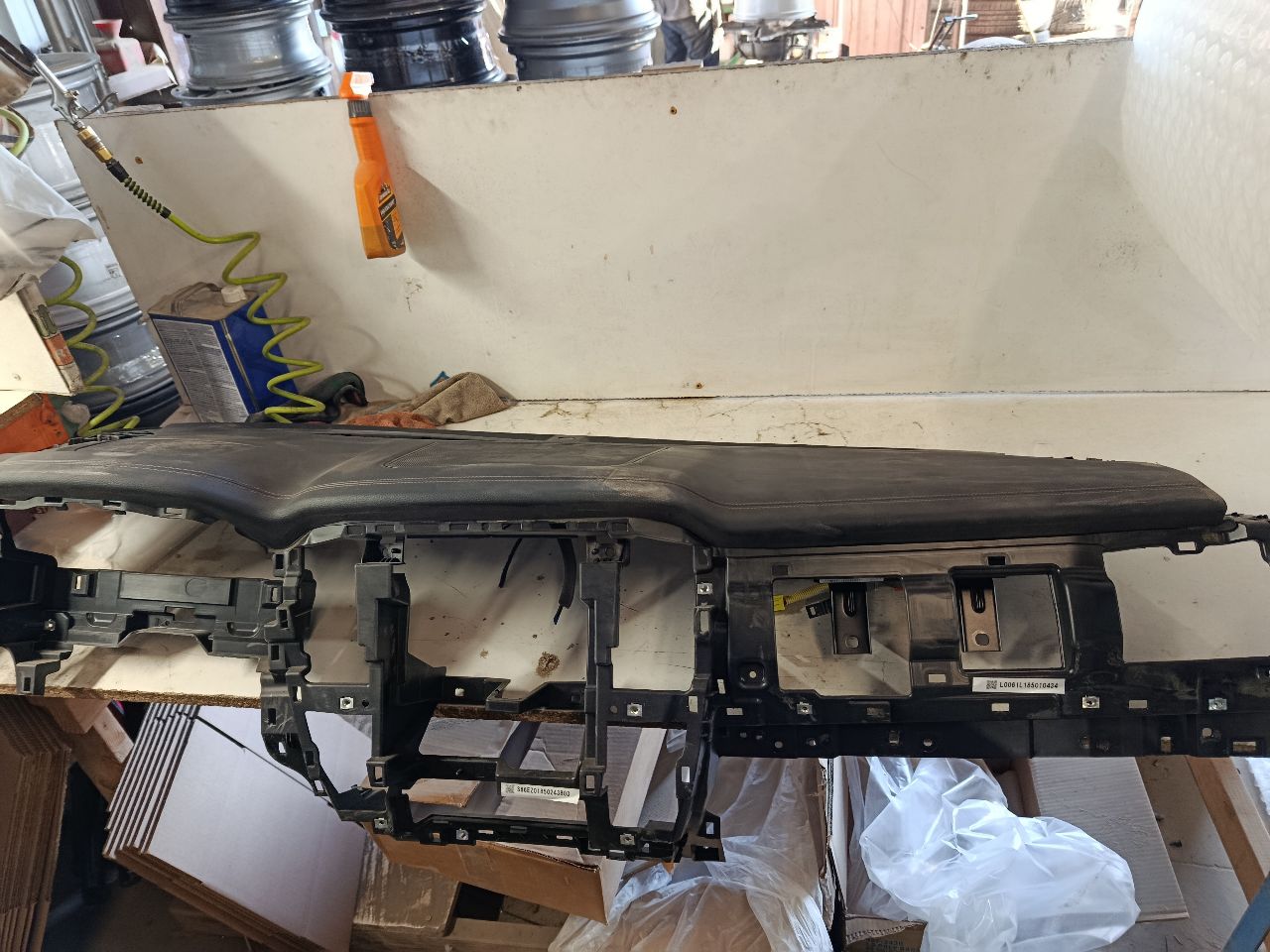 Part image 4