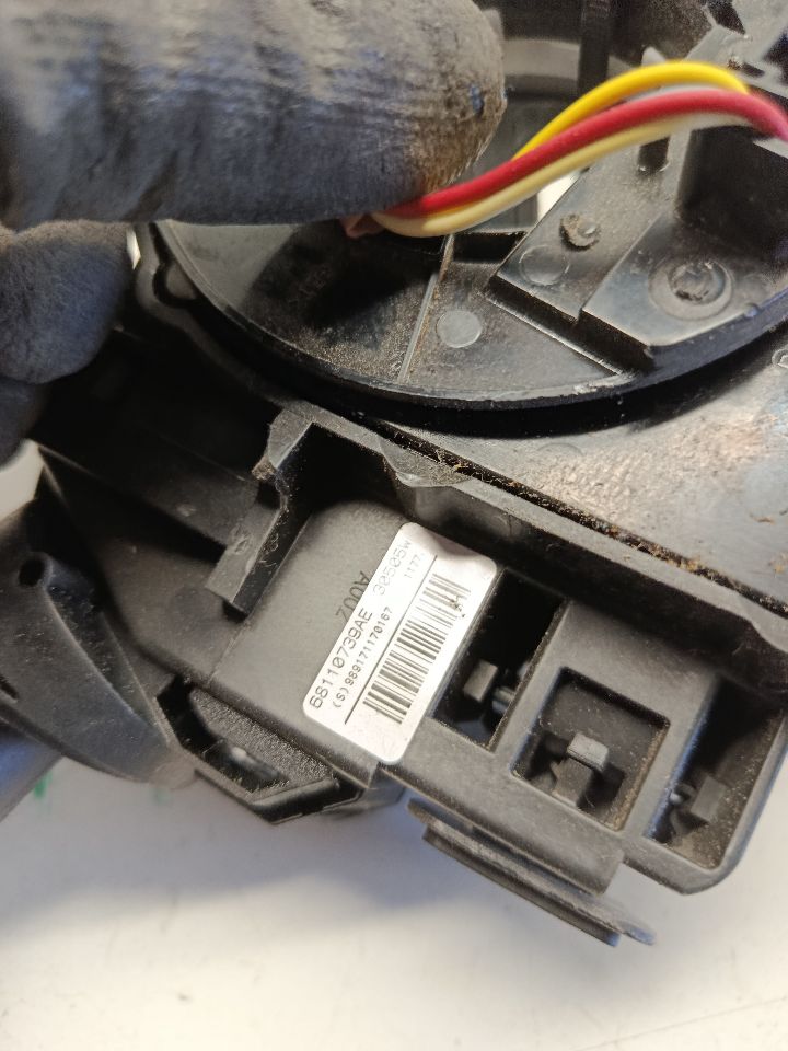 Part image 4