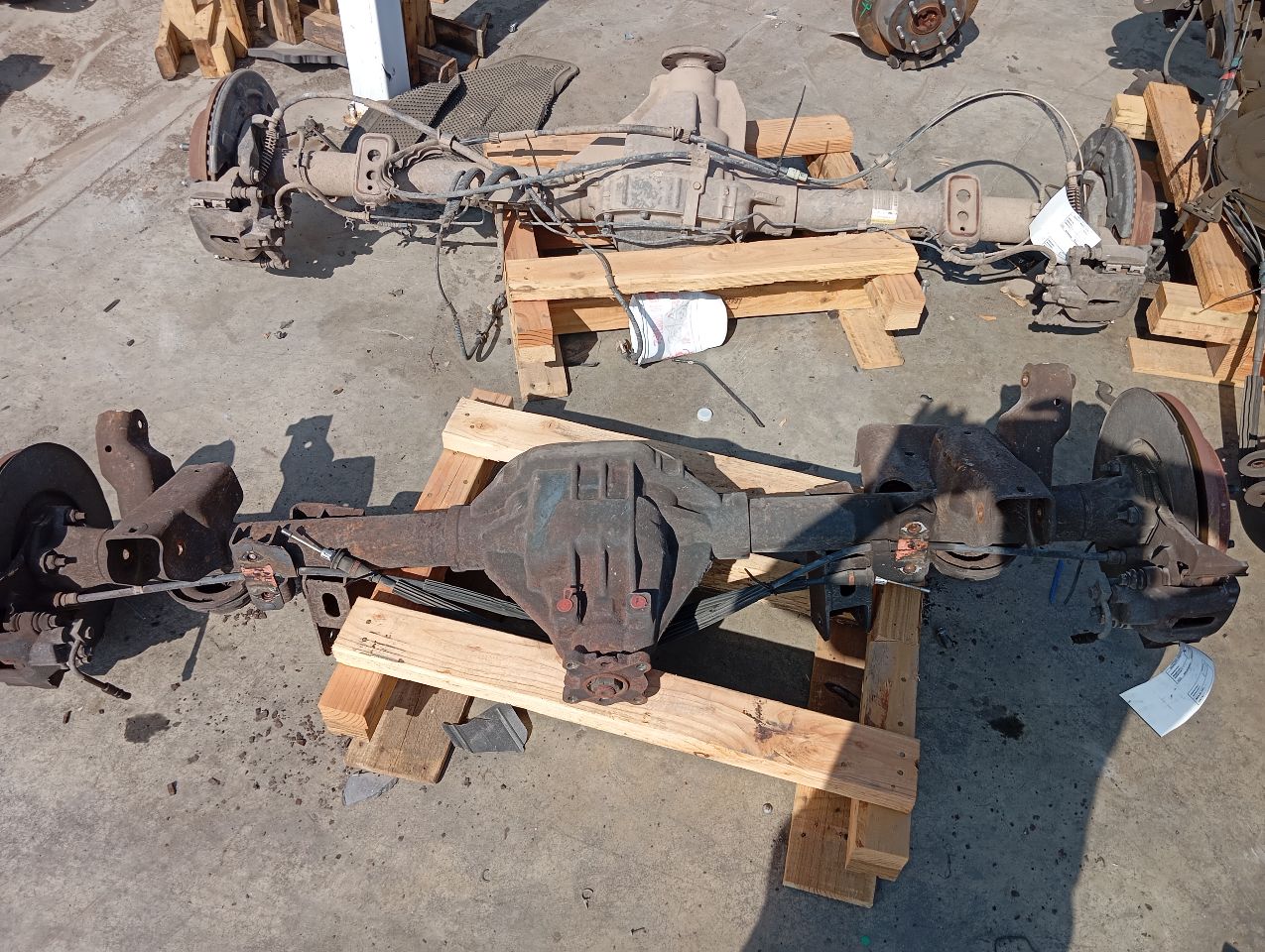Part image 3