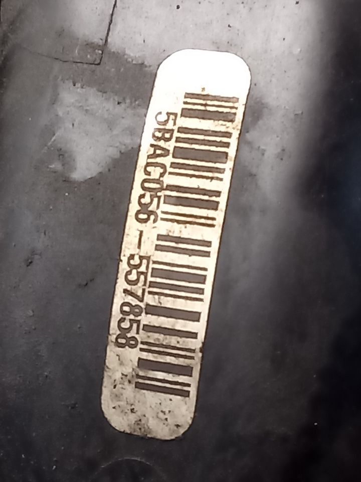 Part image 6