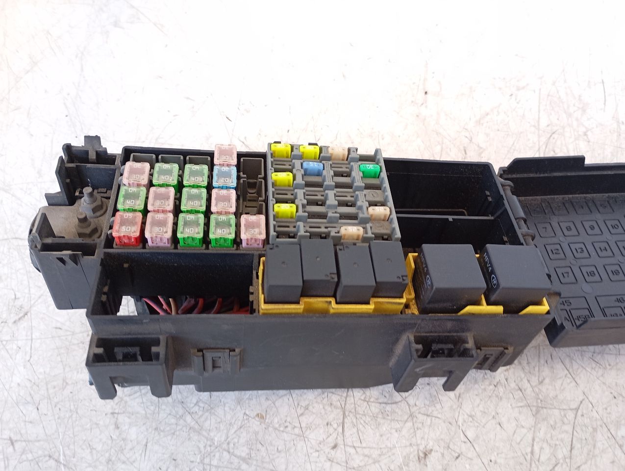Part image 3