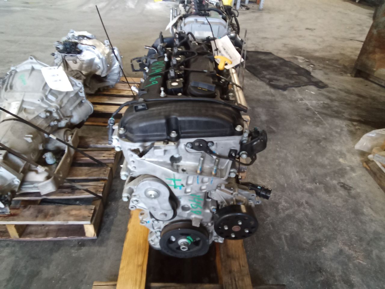 Part image 3