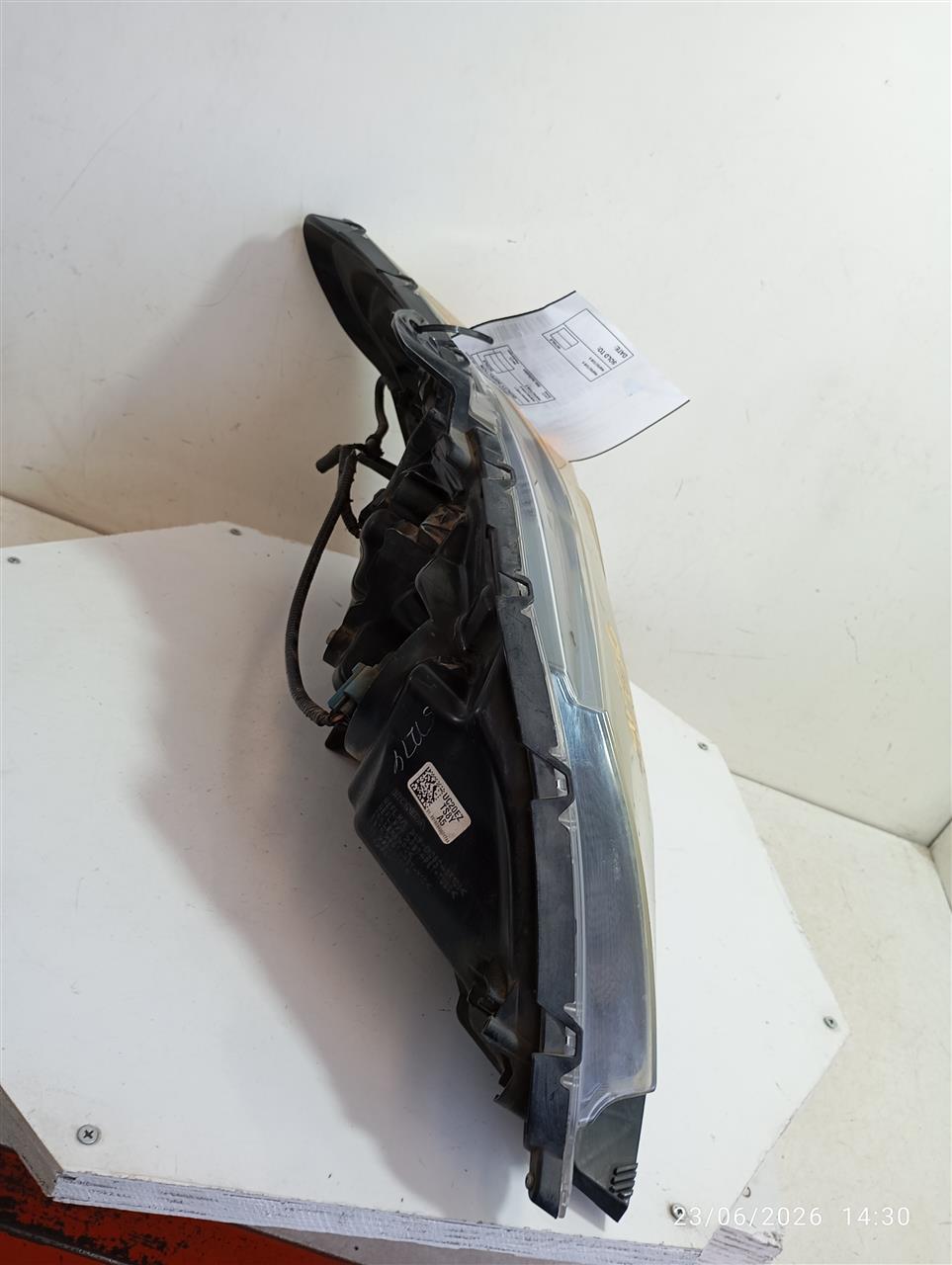 Part image 3