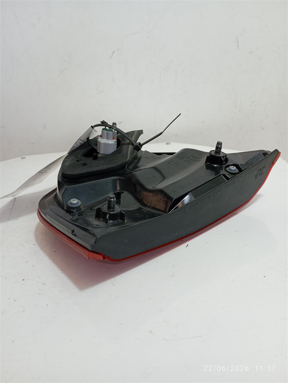 Part image 3