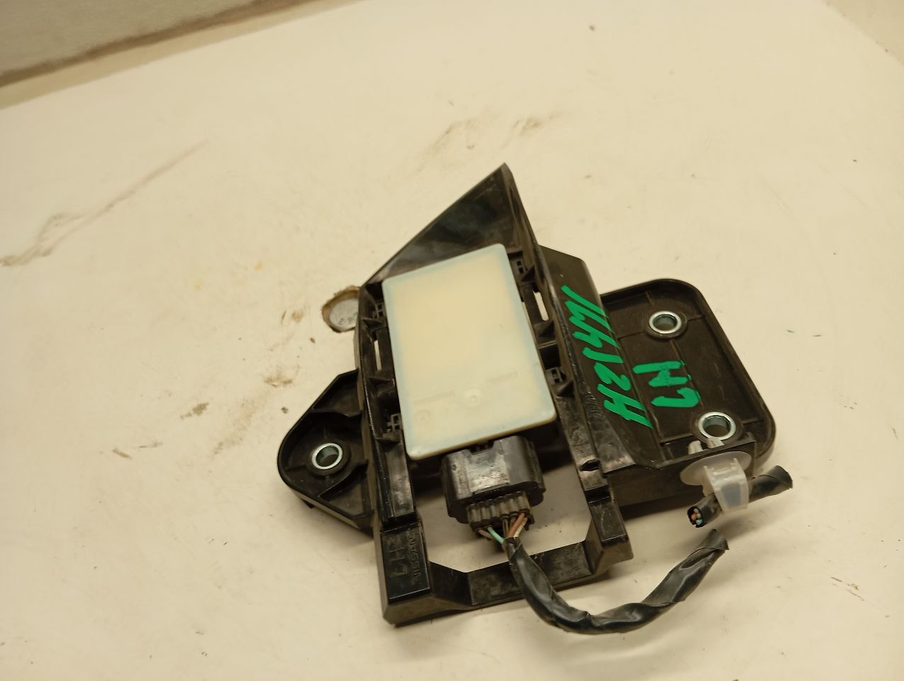 Part image 3