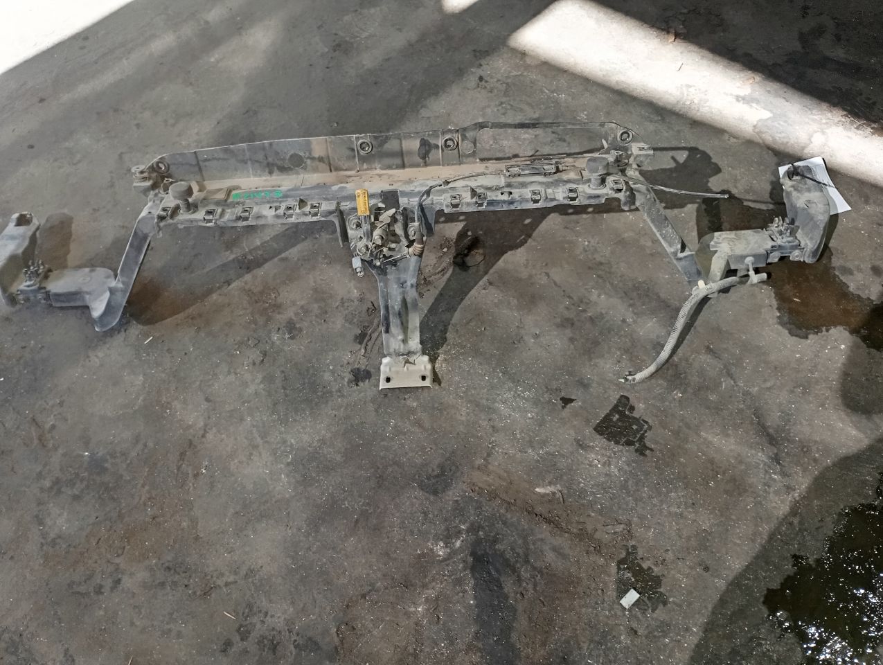 Part image 3