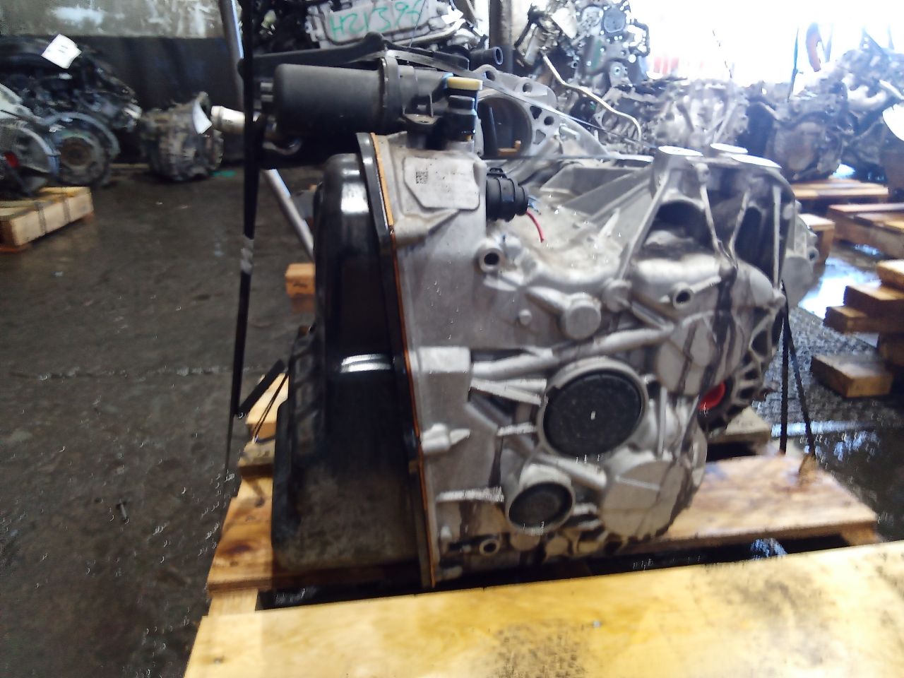 Part image 3