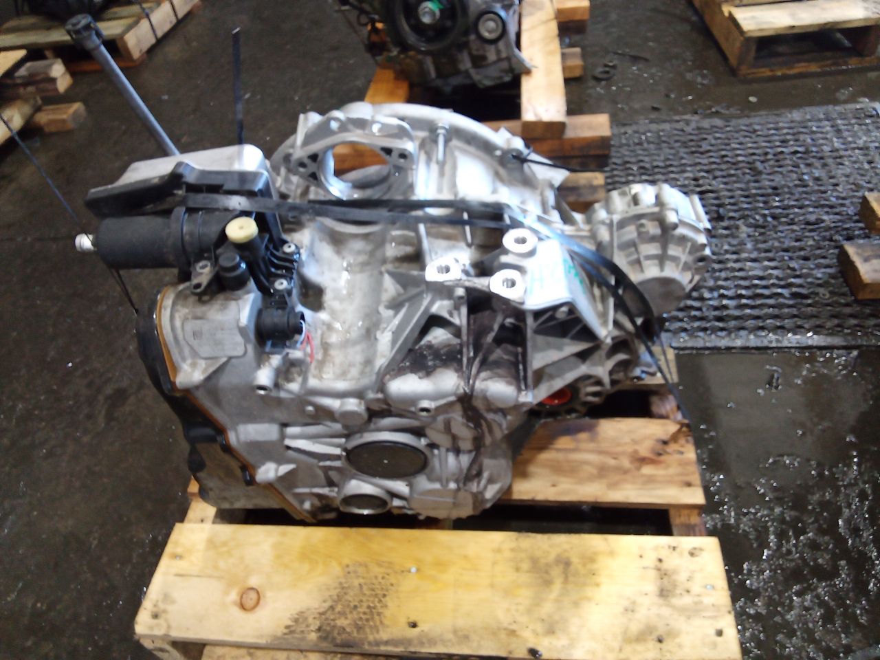 Part image 4