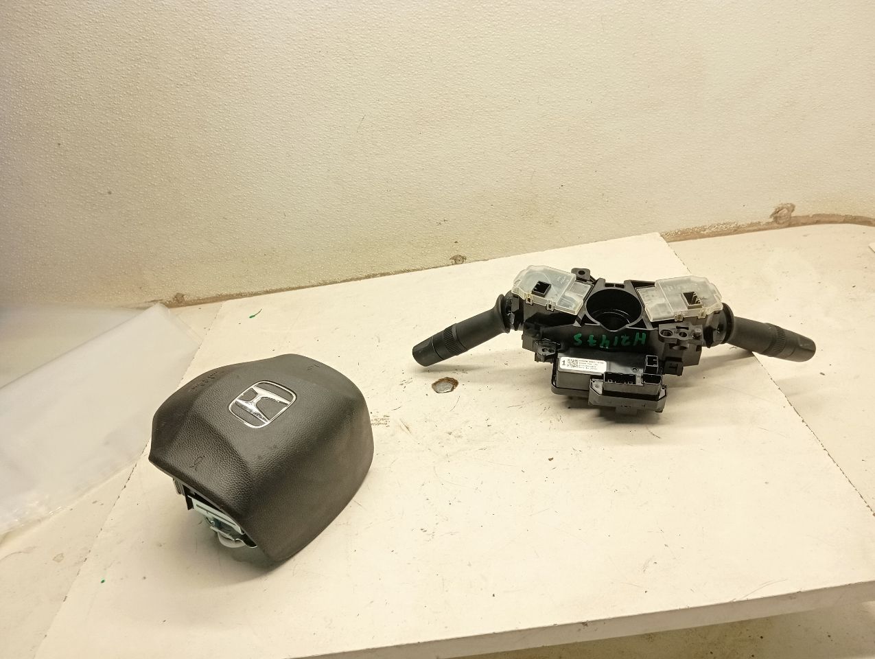 Part image 3