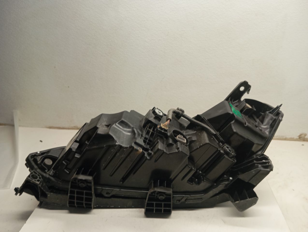 Part image 4