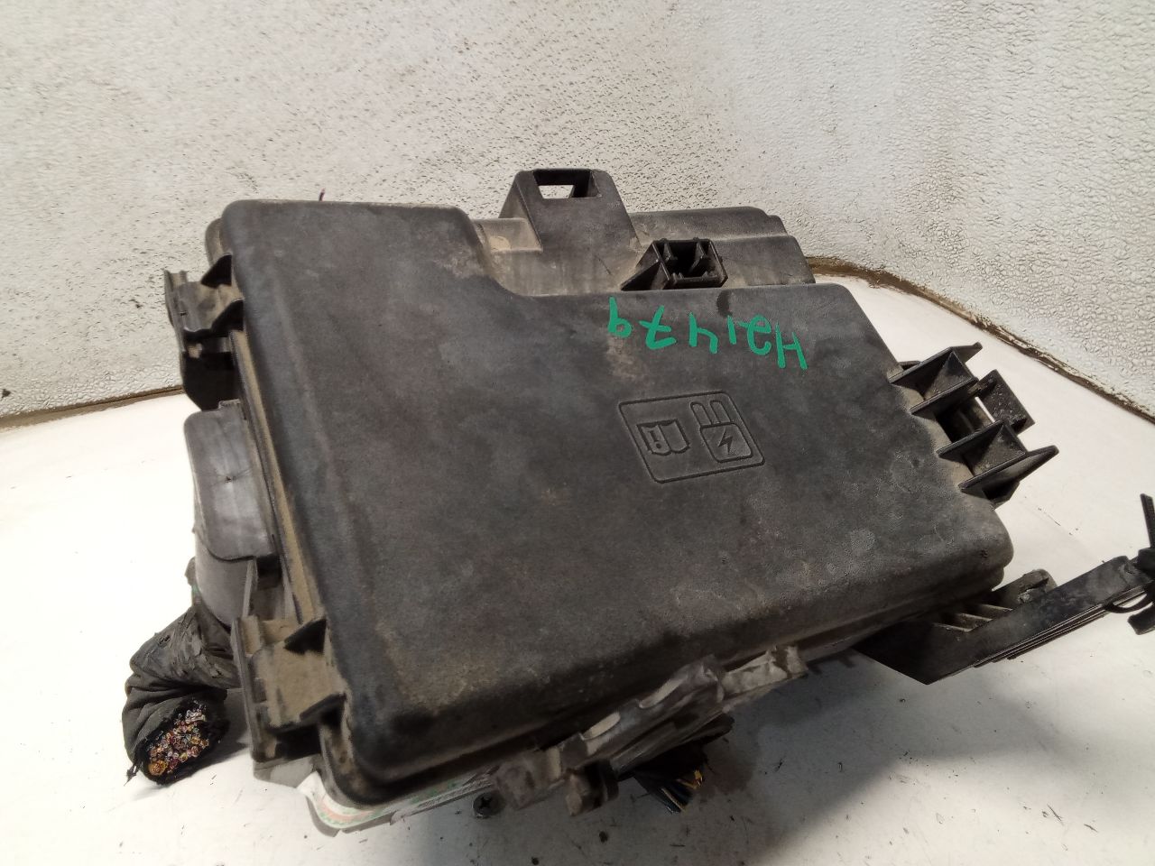 Part image 9