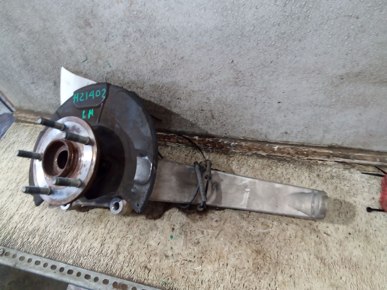 Part image 9