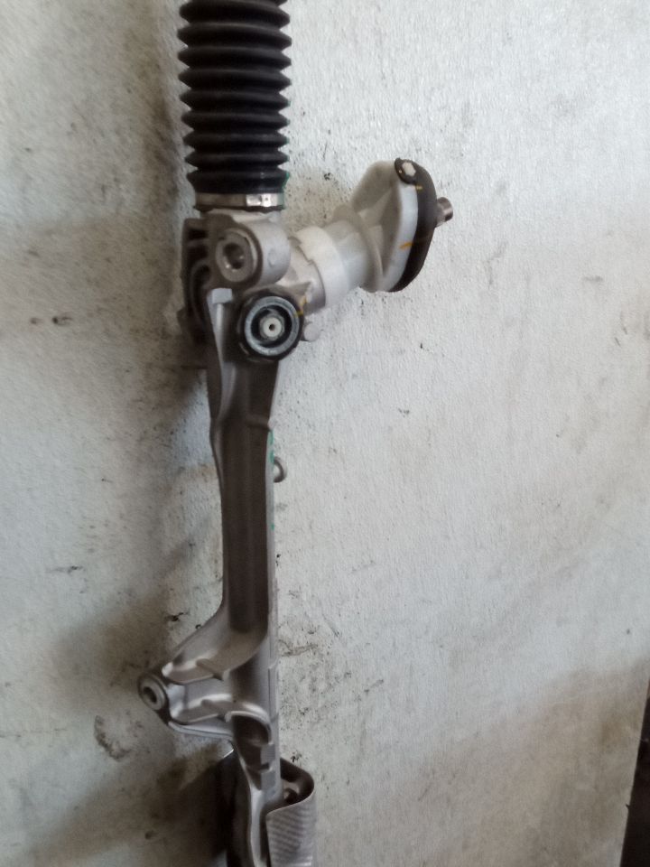 Part image 13