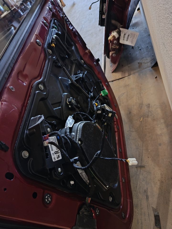 Part image 4