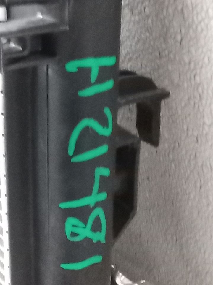 Part image 7