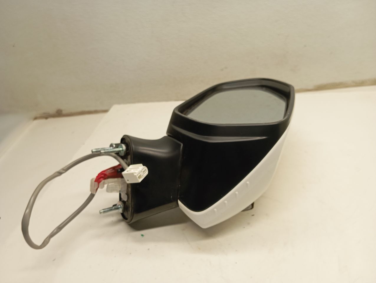 Part image 5