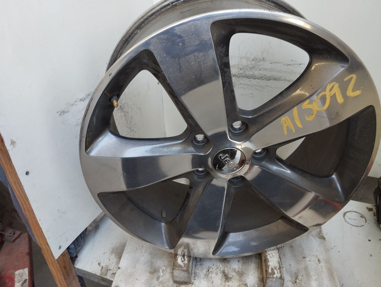 Part image 2