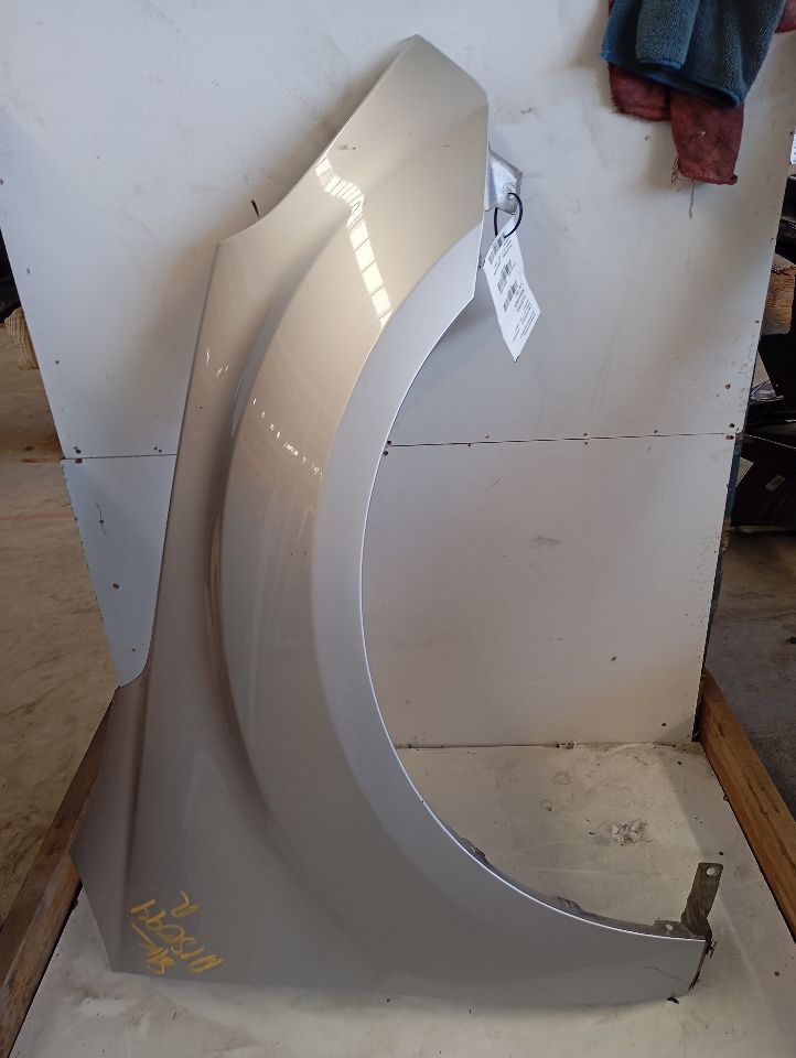 2016 General Motors EQUINOX Fender