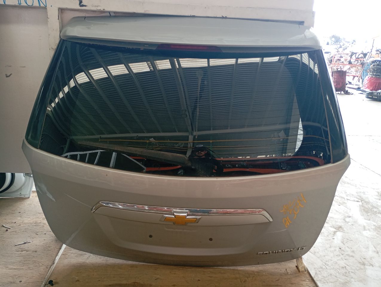 2016 General Motors EQUINOX Decklid  Tailgate