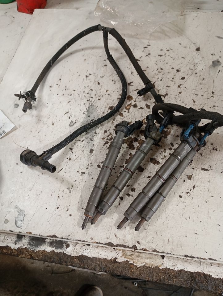 2014 Ford FORD F350SD PICKUP Fuel Inject Parts