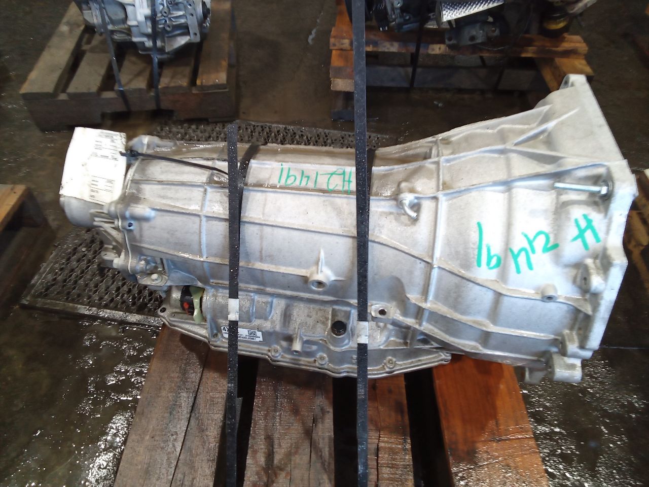 Part image 3