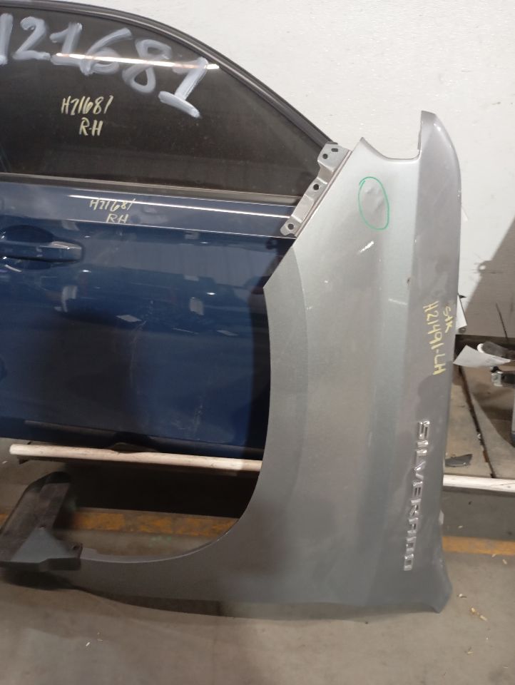 2024 General Motors SILVERADO 1500 PICKUP Fender