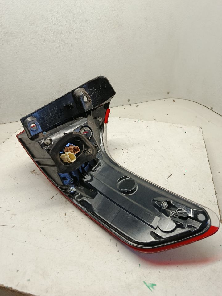 Part image 12