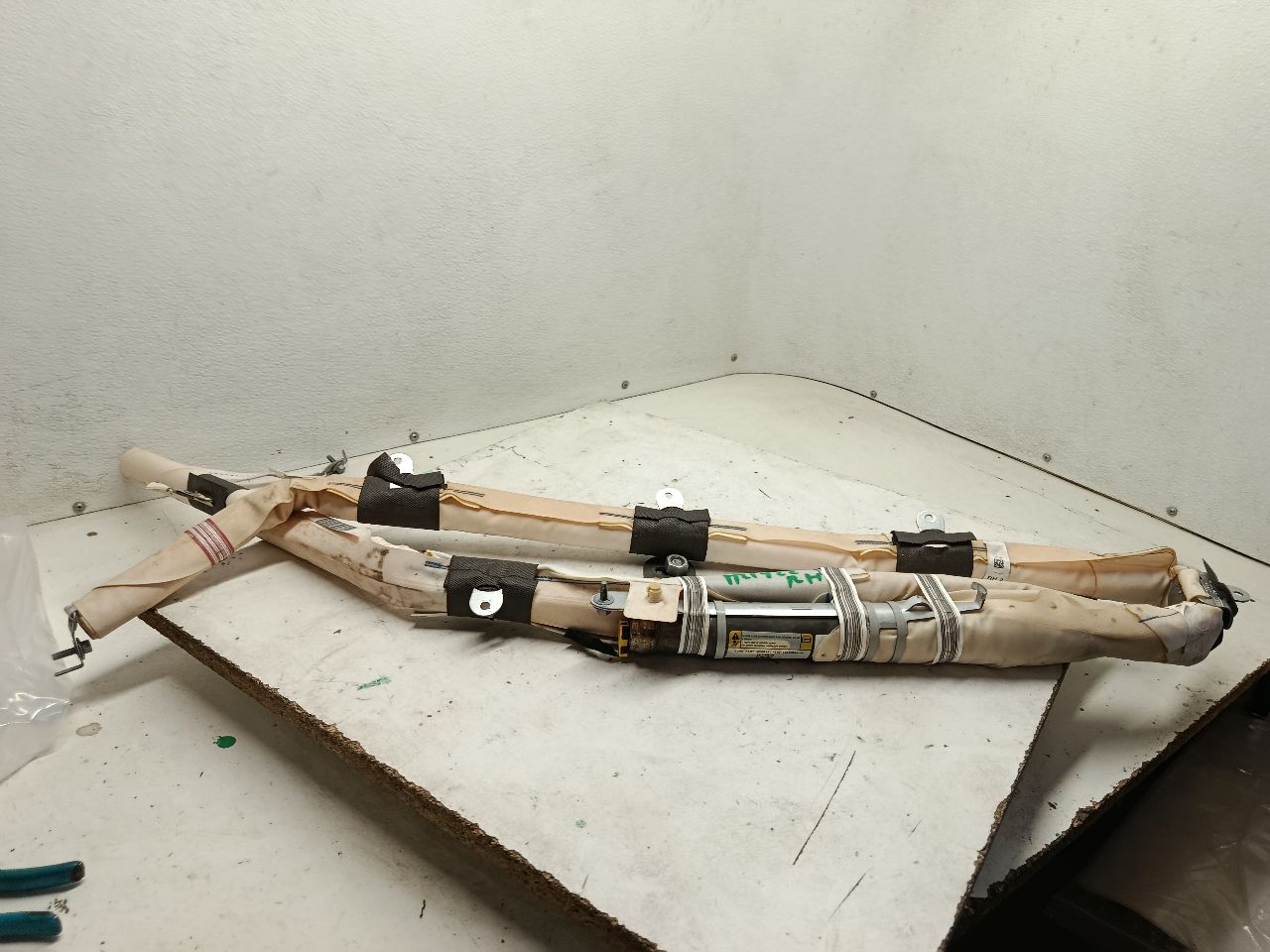 Part image 3