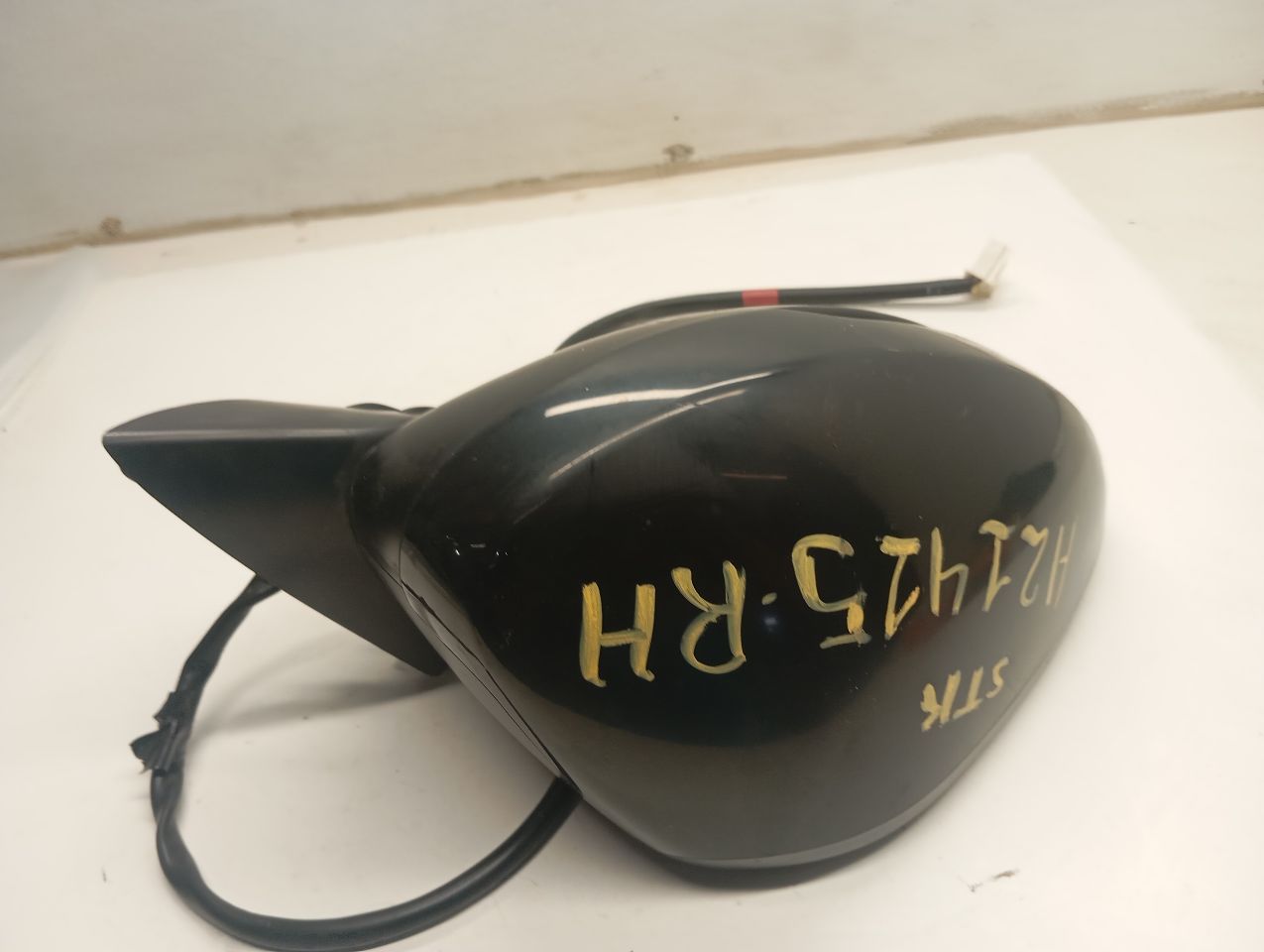 Part image 3